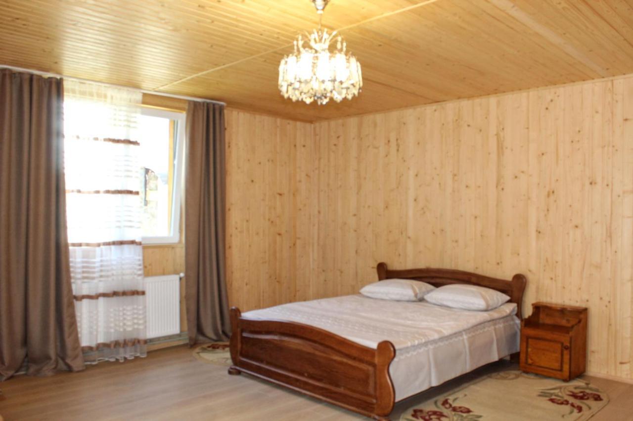 Homelike Jablunytsja Exteriör bild